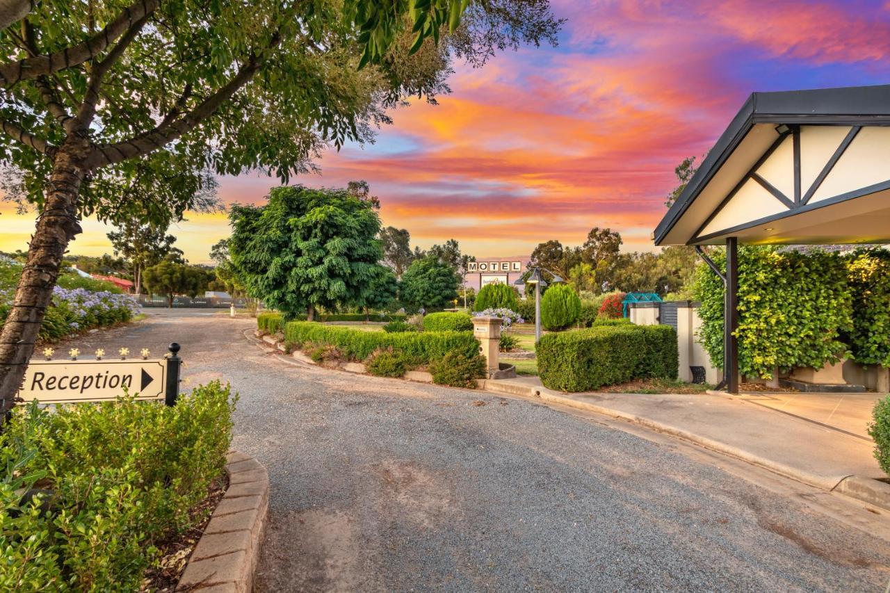Burringa Garden Motel Wagga Wagga Eksteriør billede