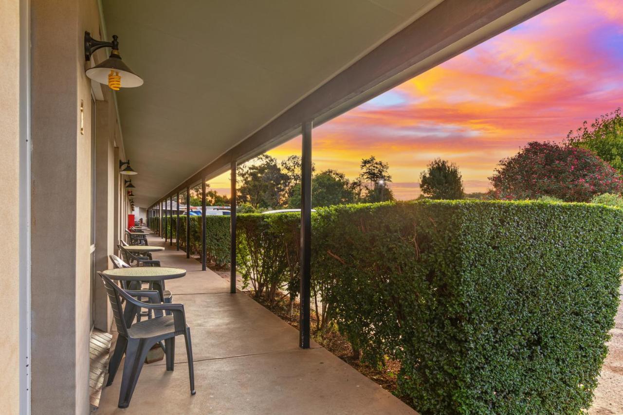 Burringa Garden Motel Wagga Wagga Eksteriør billede